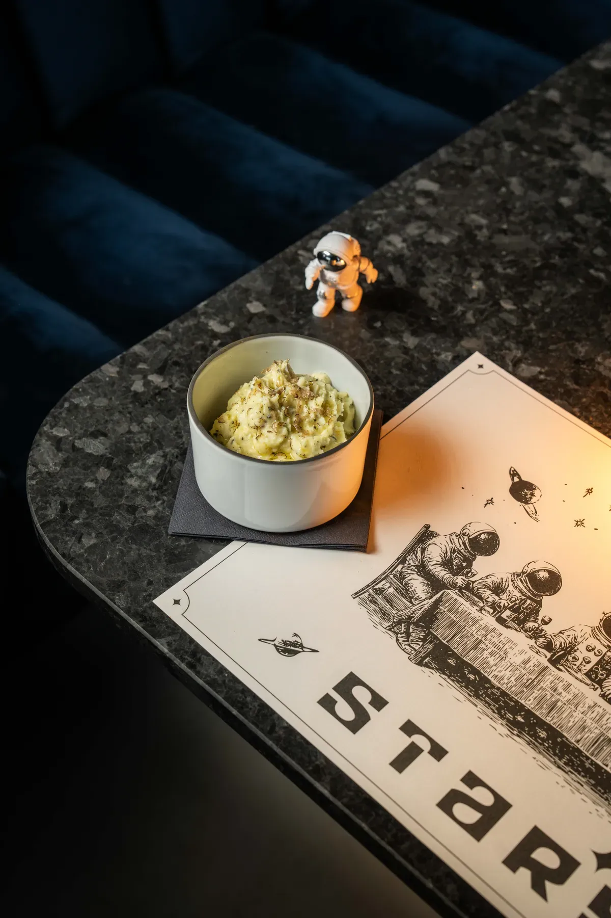 Creamy mashed potatoes with truffle